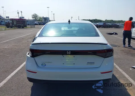 2025 Honda Accord Hybrid Sport z USA, uszkodzony, nr VIN 1HGCY2F55SA028198